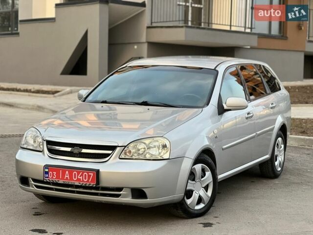 Сірий Шевроле Лачетті, об'ємом двигуна 1.8 л та пробігом 252 тис. км за 3450 $, фото 1 на Automoto.ua