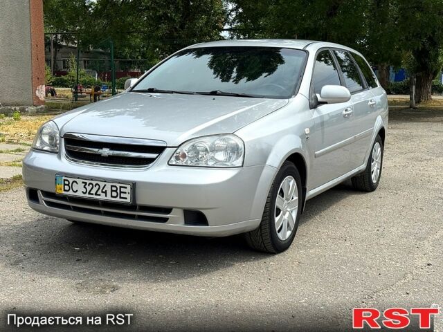 Серый Шевроле Лачетти, объемом двигателя 1.8 л и пробегом 212 тыс. км за 4000 $, фото 1 на Automoto.ua