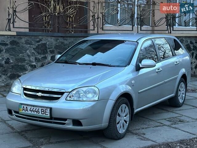 Серый Шевроле Лачетти, объемом двигателя 1.8 л и пробегом 200 тыс. км за 3100 $, фото 1 на Automoto.ua