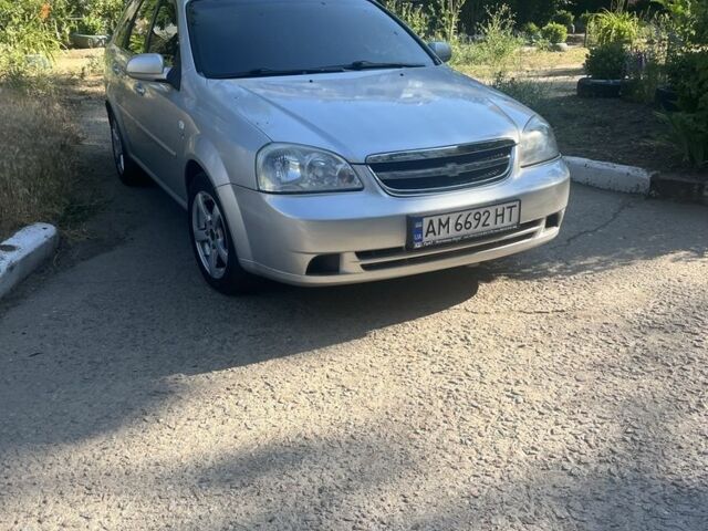 Сірий Шевроле Лачетті, об'ємом двигуна 1.8 л та пробігом 3 тис. км за 4712 $, фото 1 на Automoto.ua