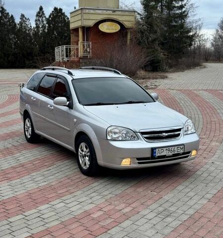 Серый Шевроле Лачетти, объемом двигателя 1.6 л и пробегом 317 тыс. км за 3800 $, фото 1 на Automoto.ua