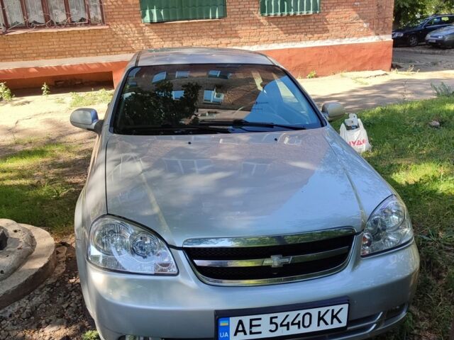 Серый Шевроле Лачетти, объемом двигателя 1.8 л и пробегом 260 тыс. км за 3800 $, фото 1 на Automoto.ua