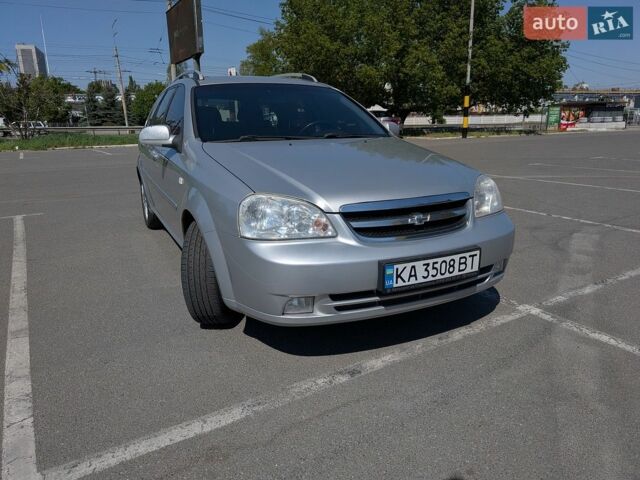 Серый Шевроле Лачетти, объемом двигателя 1.8 л и пробегом 212 тыс. км за 4300 $, фото 1 на Automoto.ua