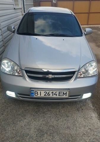 Сірий Шевроле Лачетті, об'ємом двигуна 1.8 л та пробігом 117 тис. км за 5800 $, фото 1 на Automoto.ua