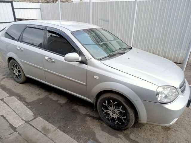 Серый Шевроле Лачетти, объемом двигателя 0 л и пробегом 222 тыс. км за 3800 $, фото 1 на Automoto.ua