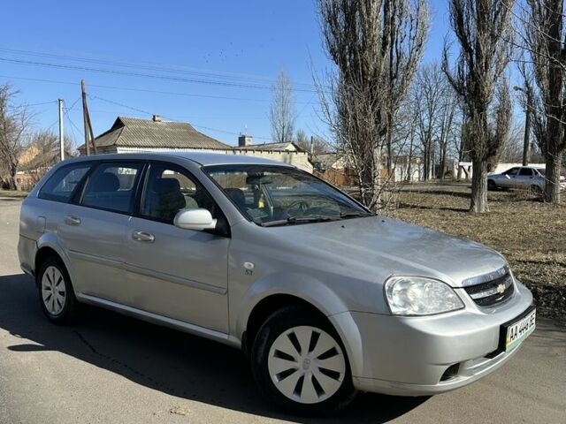 Сірий Шевроле Лачетті, об'ємом двигуна 1.8 л та пробігом 200 тис. км за 3300 $, фото 1 на Automoto.ua