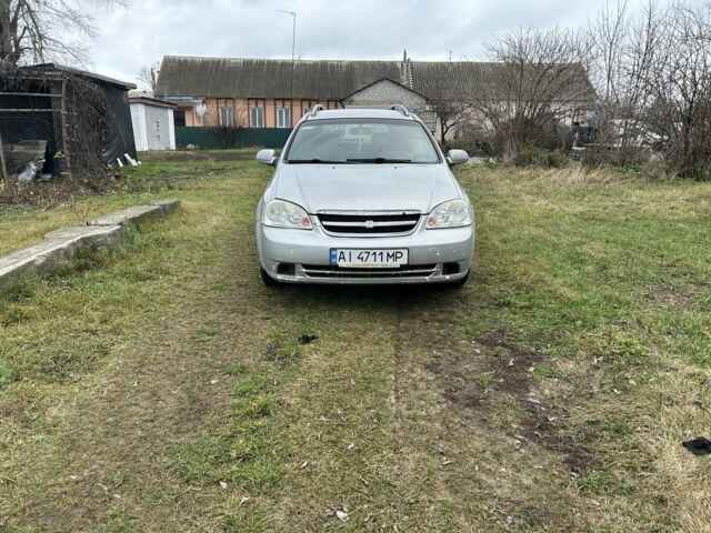 Серый Шевроле Лачетти, объемом двигателя 1.8 л и пробегом 240 тыс. км за 2100 $, фото 1 на Automoto.ua
