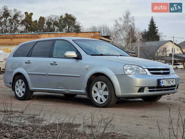 Сірий Шевроле Лачетті, об'ємом двигуна 1.8 л та пробігом 277 тис. км за 2700 $, фото 1 на Automoto.ua
