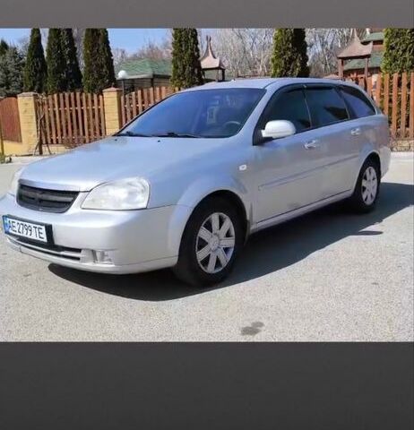 Серый Шевроле Лачетти, объемом двигателя 1.8 л и пробегом 290 тыс. км за 3500 $, фото 1 на Automoto.ua