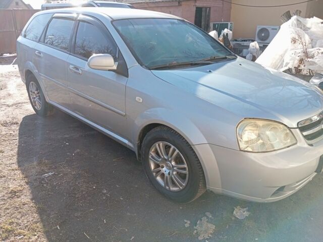 Сірий Шевроле Лачетті, об'ємом двигуна 1.8 л та пробігом 368 тис. км за 3800 $, фото 1 на Automoto.ua