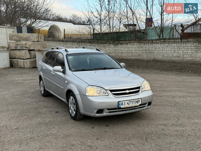 Серый Шевроле Лачетти, объемом двигателя 1.8 л и пробегом 180 тыс. км за 3450 $, фото 1 на Automoto.ua