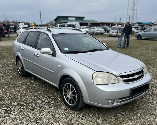 Серый Шевроле Лачетти, объемом двигателя 1.99 л и пробегом 280 тыс. км за 3900 $, фото 1 на Automoto.ua