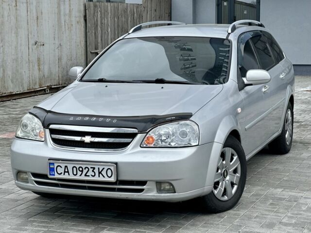 Серый Шевроле Лачетти, объемом двигателя 1.8 л и пробегом 165 тыс. км за 4500 $, фото 1 на Automoto.ua