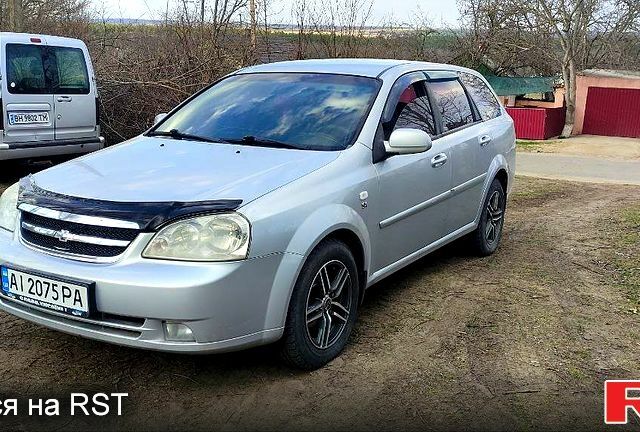 Серый Шевроле Лачетти, объемом двигателя 1.8 л и пробегом 256 тыс. км за 3500 $, фото 1 на Automoto.ua
