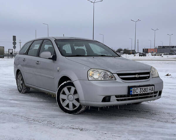 Серый Шевроле Лачетти, объемом двигателя 1.8 л и пробегом 217 тыс. км за 4200 $, фото 1 на Automoto.ua