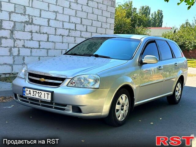 Серый Шевроле Лачетти, объемом двигателя 1.8 л и пробегом 200 тыс. км за 4800 $, фото 1 на Automoto.ua