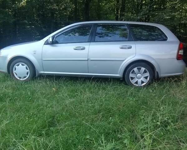 Сірий Шевроле Лачетті, об'ємом двигуна 1.8 л та пробігом 240 тис. км за 3950 $, фото 1 на Automoto.ua