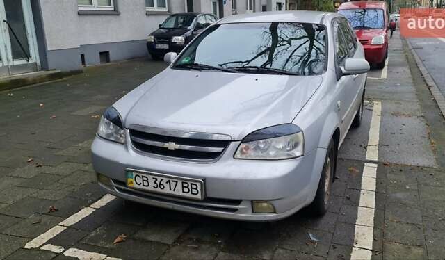 Серый Шевроле Лачетти, объемом двигателя 1.8 л и пробегом 440 тыс. км за 3500 $, фото 1 на Automoto.ua