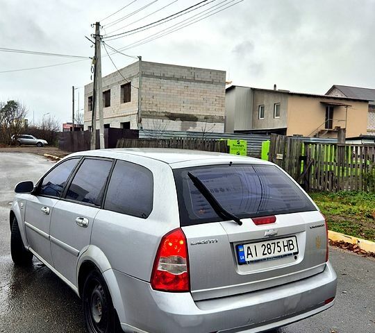 Серый Шевроле Лачетти, объемом двигателя 1.8 л и пробегом 212 тыс. км за 3200 $, фото 1 на Automoto.ua