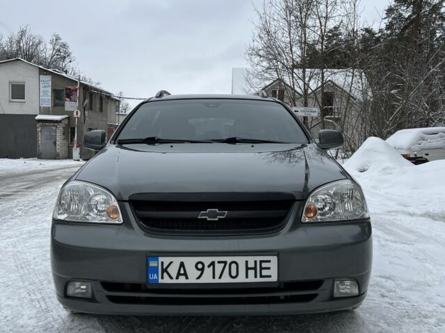 Серый Шевроле Лачетти, объемом двигателя 1.8 л и пробегом 203 тыс. км за 5000 $, фото 1 на Automoto.ua