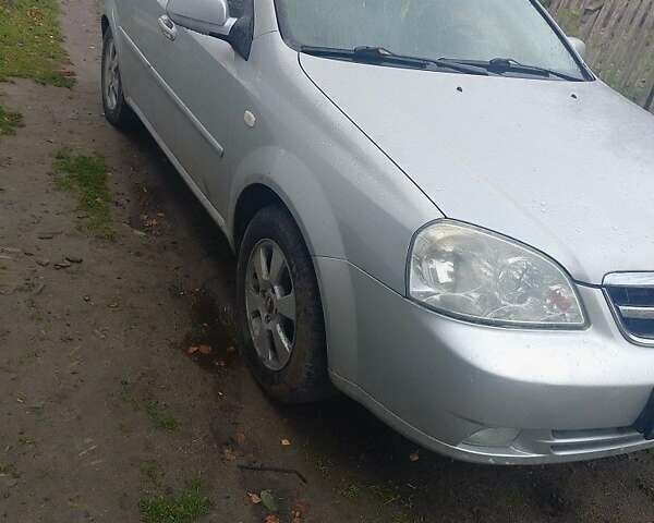 Сірий Шевроле Лачетті, об'ємом двигуна 2 л та пробігом 200 тис. км за 6000 $, фото 1 на Automoto.ua