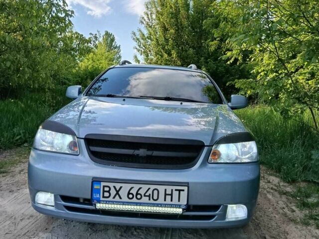Сірий Шевроле Лачетті, об'ємом двигуна 1.6 л та пробігом 186 тис. км за 5600 $, фото 1 на Automoto.ua