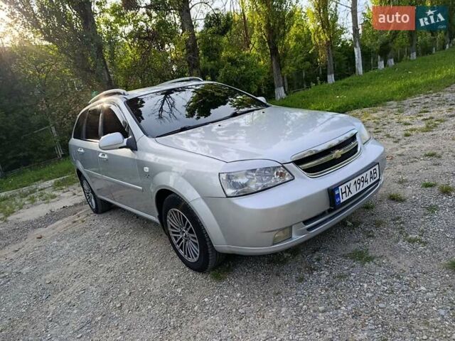 Серый Шевроле Лачетти, объемом двигателя 1.8 л и пробегом 255 тыс. км за 5400 $, фото 1 на Automoto.ua