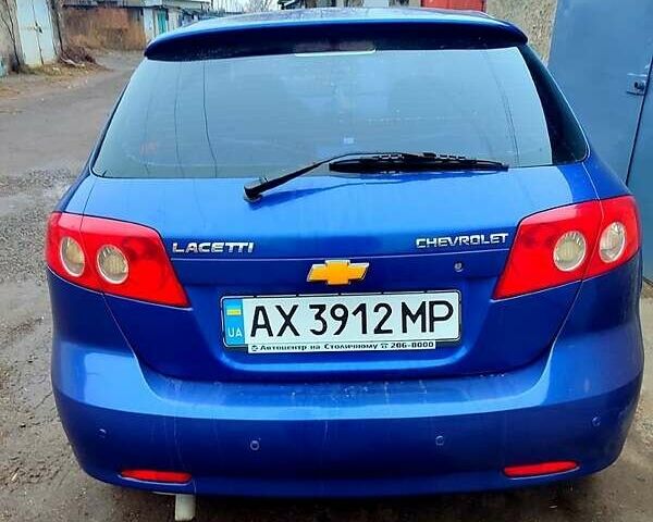Синий Шевроле Лачетти, объемом двигателя 1.6 л и пробегом 250 тыс. км за 3500 $, фото 1 на Automoto.ua