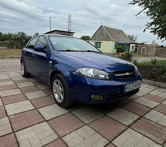 Синій Шевроле Лачетті, об'ємом двигуна 1.8 л та пробігом 176 тис. км за 5500 $, фото 1 на Automoto.ua