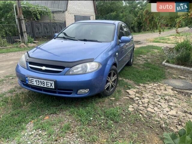 Синий Шевроле Лачетти, объемом двигателя 1.8 л и пробегом 250 тыс. км за 4700 $, фото 1 на Automoto.ua