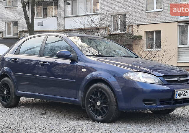 Синій Шевроле Лачетті, об'ємом двигуна 1.6 л та пробігом 350 тис. км за 2200 $, фото 1 на Automoto.ua