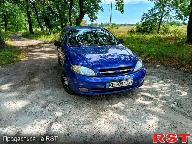 Синий Шевроле Лачетти, объемом двигателя 1.6 л и пробегом 239 тыс. км за 4000 $, фото 1 на Automoto.ua