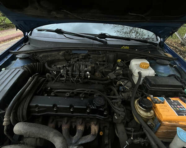 Синий Шевроле Лачетти, объемом двигателя 1.6 л и пробегом 260 тыс. км за 2500 $, фото 1 на Automoto.ua