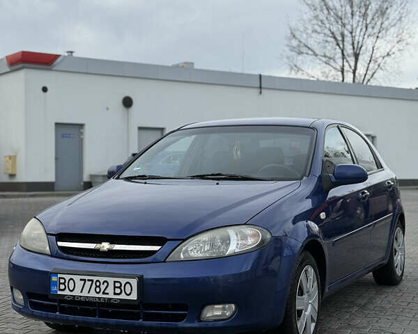 Синий Шевроле Лачетти, объемом двигателя 1.6 л и пробегом 265 тыс. км за 3500 $, фото 1 на Automoto.ua