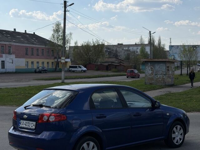 Синий Шевроле Лачетти, объемом двигателя 1.6 л и пробегом 163 тыс. км за 3300 $, фото 1 на Automoto.ua