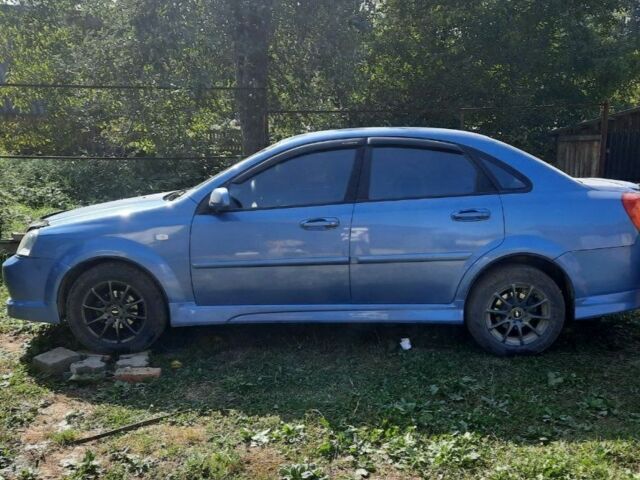 Синий Шевроле Лачетти, объемом двигателя 1.8 л и пробегом 250 тыс. км за 3450 $, фото 1 на Automoto.ua