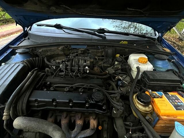Синий Шевроле Лачетти, объемом двигателя 1.6 л и пробегом 260 тыс. км за 2500 $, фото 1 на Automoto.ua