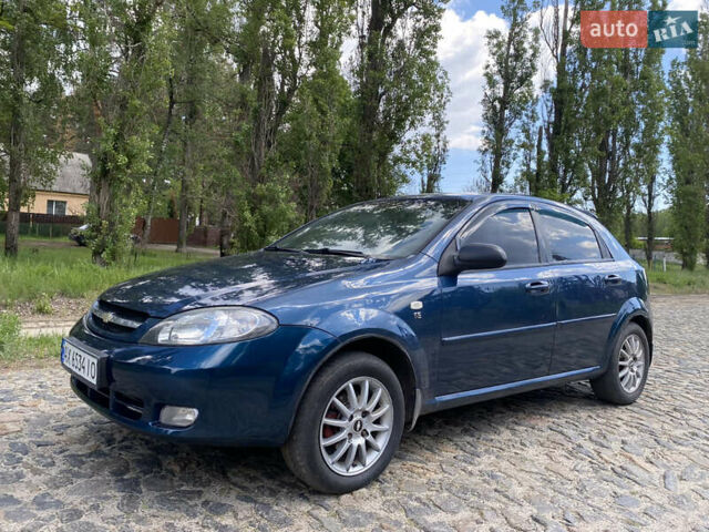 Синій Шевроле Лачетті, об'ємом двигуна 1.6 л та пробігом 195 тис. км за 3950 $, фото 1 на Automoto.ua