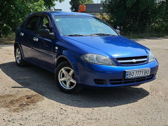 Синій Шевроле Лачетті, об'ємом двигуна 1.6 л та пробігом 200 тис. км за 2500 $, фото 1 на Automoto.ua