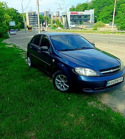 Синий Шевроле Лачетти, объемом двигателя 1.6 л и пробегом 191 тыс. км за 3900 $, фото 1 на Automoto.ua