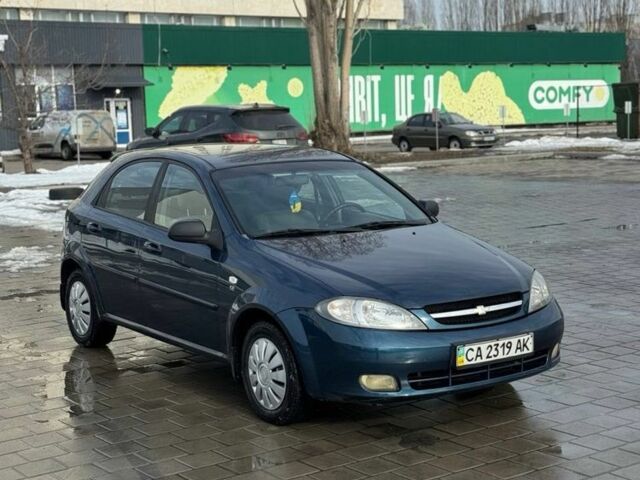 Синий Шевроле Лачетти, объемом двигателя 1.6 л и пробегом 134 тыс. км за 4700 $, фото 1 на Automoto.ua