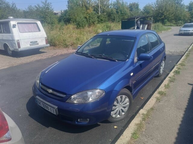 Синий Шевроле Лачетти, объемом двигателя 1.6 л и пробегом 245 тыс. км за 3200 $, фото 1 на Automoto.ua