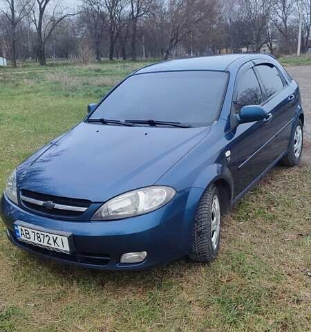 Синий Шевроле Лачетти, объемом двигателя 1.6 л и пробегом 235 тыс. км за 3800 $, фото 1 на Automoto.ua