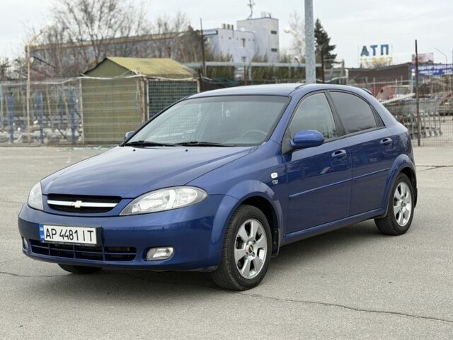 Синий Шевроле Лачетти, объемом двигателя 1.8 л и пробегом 85 тыс. км за 5500 $, фото 1 на Automoto.ua
