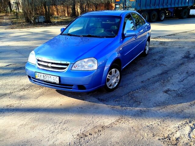 Синий Шевроле Лачетти, объемом двигателя 1.8 л и пробегом 290 тыс. км за 2850 $, фото 1 на Automoto.ua