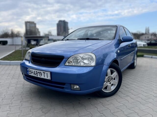 Синій Шевроле Лачетті, об'ємом двигуна 1.8 л та пробігом 320 тис. км за 3200 $, фото 1 на Automoto.ua