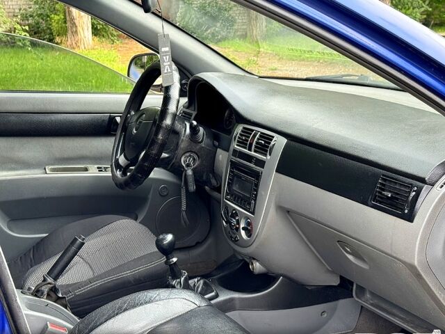 Синій Шевроле Лачетті, об'ємом двигуна 1.6 л та пробігом 222 тис. км за 2999 $, фото 1 на Automoto.ua