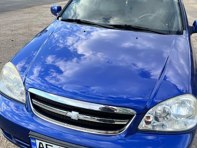 Синий Шевроле Лачетти, объемом двигателя 1.8 л и пробегом 241 тыс. км за 4000 $, фото 1 на Automoto.ua
