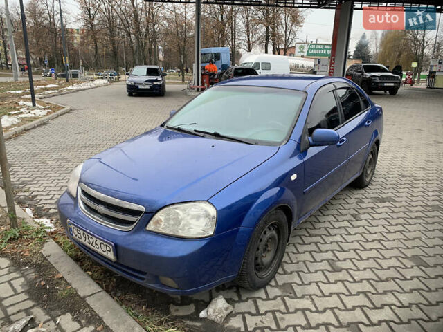 Синий Шевроле Лачетти, объемом двигателя 1.8 л и пробегом 318 тыс. км за 4000 $, фото 1 на Automoto.ua