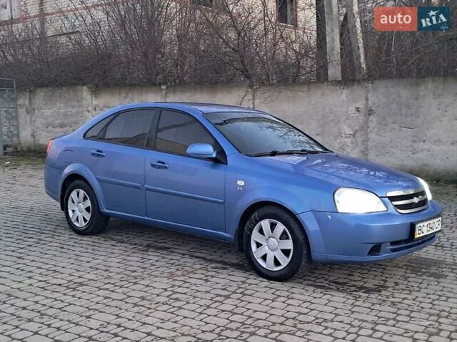 Синий Шевроле Лачетти, объемом двигателя 1.8 л и пробегом 148 тыс. км за 2999 $, фото 1 на Automoto.ua